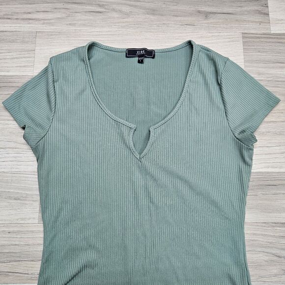 Vibe Sportswear Womens Green Ribbed Shirt Size Large - Picture 3 of 8